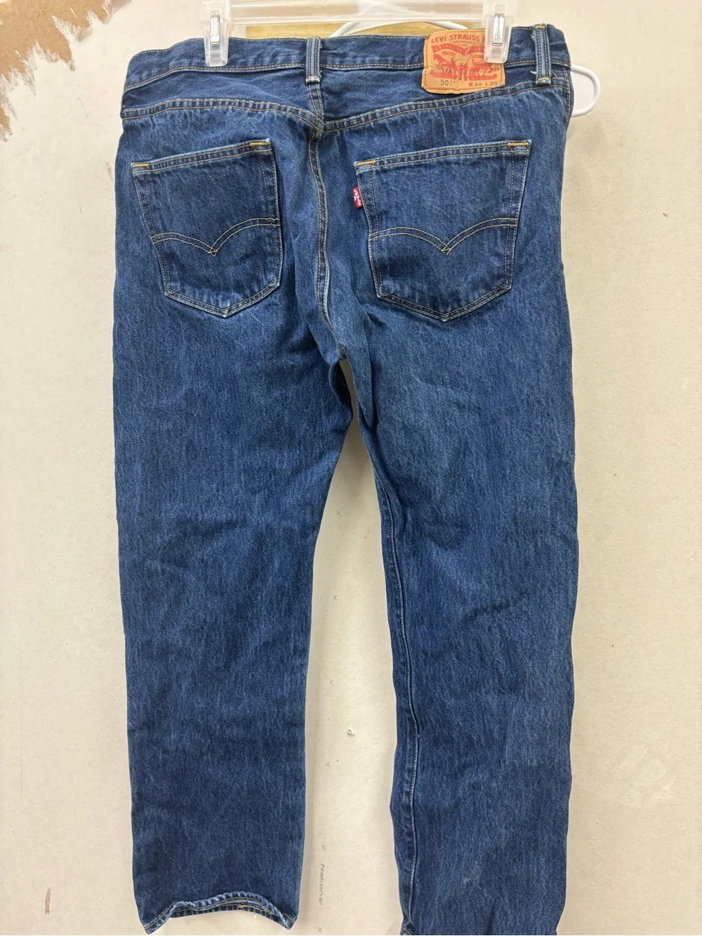Vtg Levi’s 501 button fly jeans size 34x30 (0115)